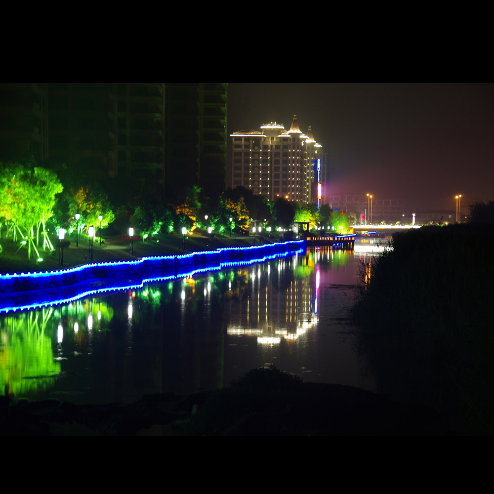 蘇宿工業(yè)園區(qū)青海湖西路亮化